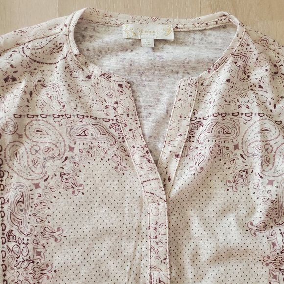 Weekend Suzanne Betro Ivory Long sleeve top with burgundy Paisley Design - Picture 5 of 8